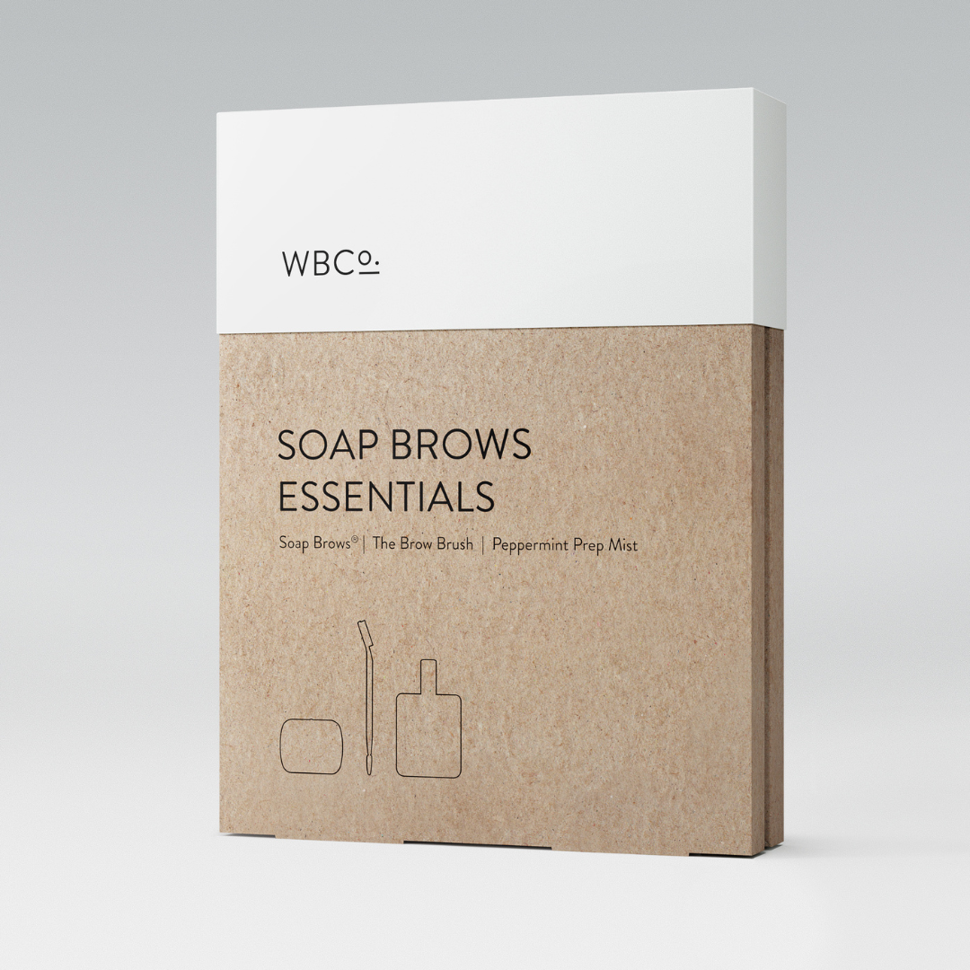 A brow styling kit presented in an closed box. Eco friendly.